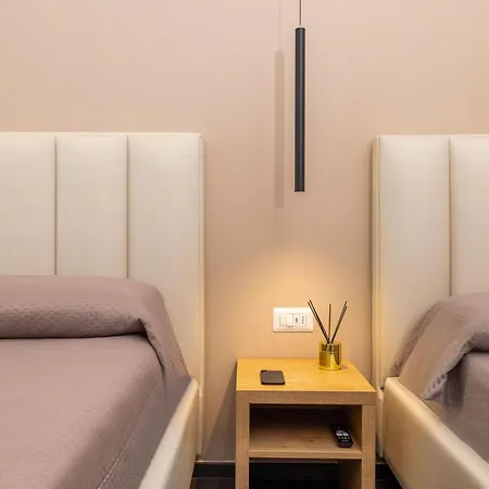 Bed & Breakfast Dimora Del Centro 4*