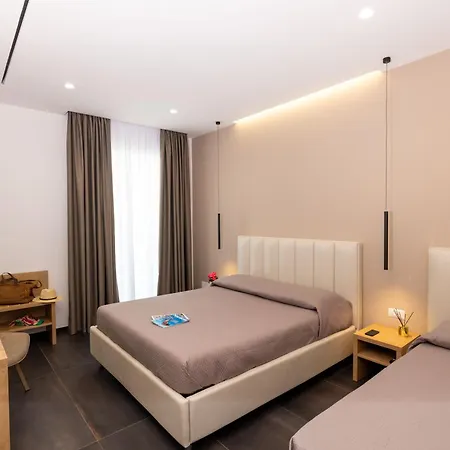 Bed & Breakfast Dimora Del Centro 4*